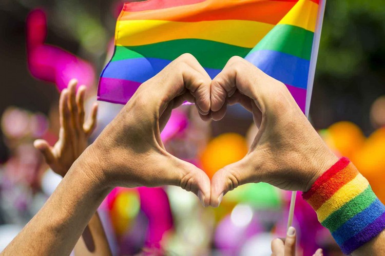 Les rencontres chrétiennes lorsqu'on est homosexuel : comment ça marche ?